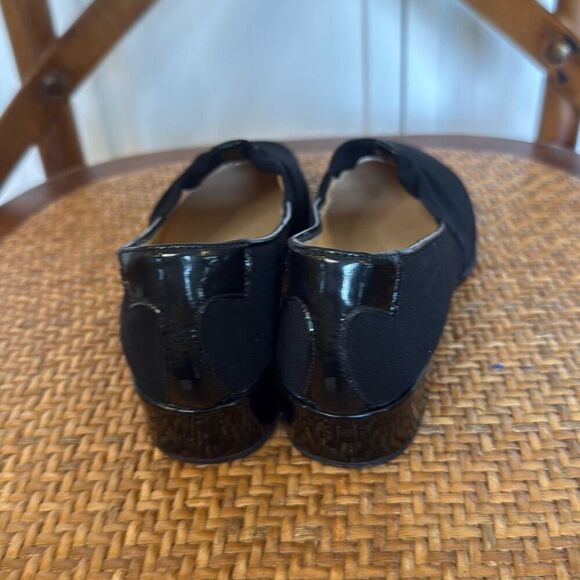 Taryn Rose slip on wedge flats cap toe size 37.5 - Picture 7 of 13